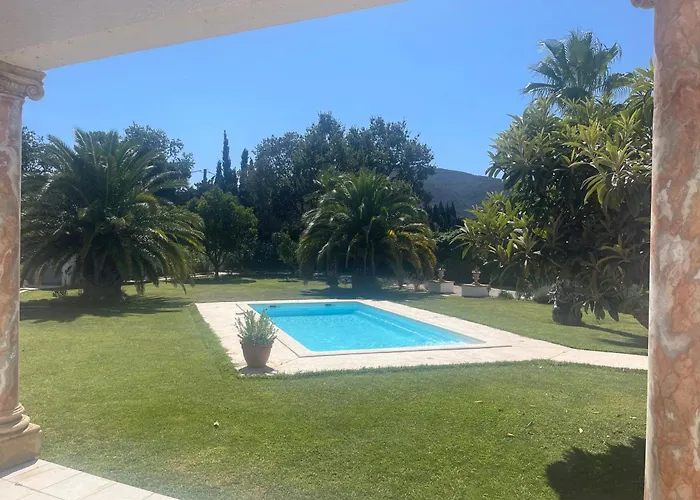 Climatisée Dans Mas Avec Piscine Séjour à la campagne Bouleternere